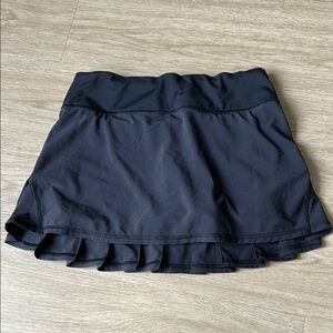 Lululemon Athletica Black Skirt size 2